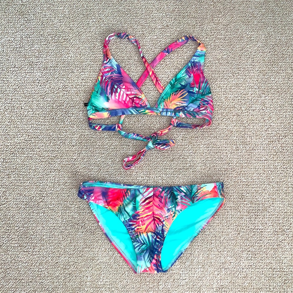 ONEILL crossed back bikini set